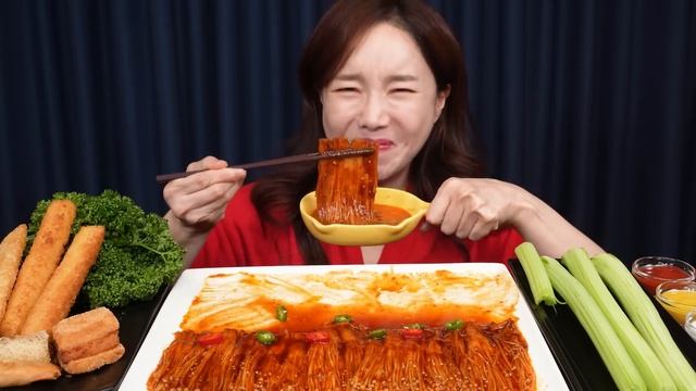 역대급 매운? 불닭팽이버섯 새우튀김 샐러리 먹방 Spicy Buldak Enoki Mushrooms Fried Shrimp Realsound Mukbang ASMR Ssoyoun