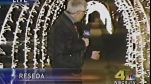 Fritz Coleman visits The Yolanda Ave Walk Of Lights Dec 1 2006