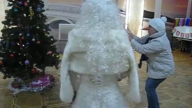 3. Снежная Королева и Снеговик смотреть онлайн