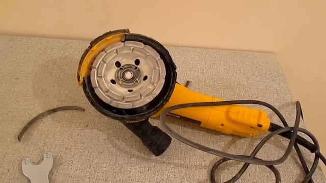 Недостатки кожуха DeWalt смотреть онлайн