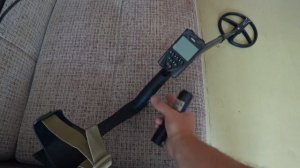 Сравниваем вес металлоискателей Minelab Equinox 600 и XP Deus