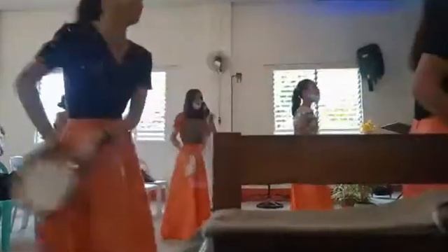Praise and Worship to Lord with Tamburin dance смотреть онлайн