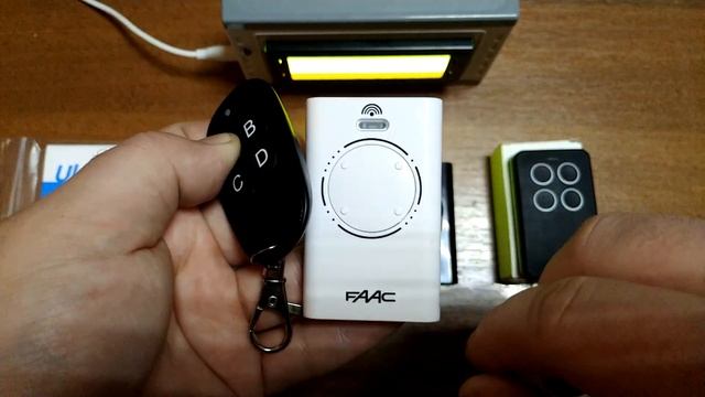 Процедура копирования пультов Faac SLH 433/868 на UltraMax и различные китайские копировщики