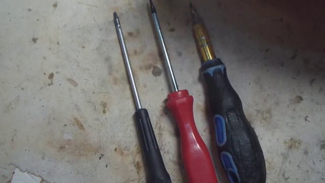 Какими отвертками разобрать телефон. смотреть онлайн