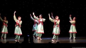 Памирский танец в исполнении русских девушек