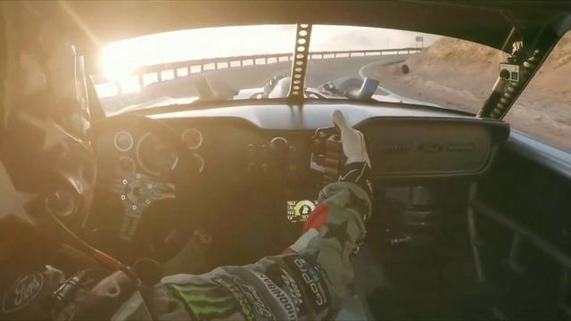 TOYO TIRES | Ken Block's Climbkhana: Pikes Peak Featuring the Hoonicorn V2 смотреть онлайн