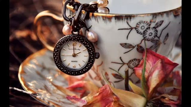 25 сентября - День тикающих часов смотреть онлайн