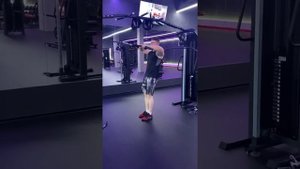 Какое упражнение лучше для задней дельты и почему. Биомеханика.