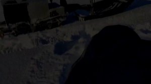 Самодельный мототолкач в метровом снегу.