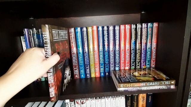 Мои книжные полки. Моя коллекция книг.