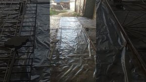 Доделываем гараж.Вяжем арматуру,подготавливаем пол к заливке бетоном