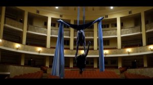 Дуэт на воздушных полотнах