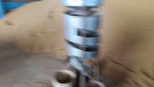 Очистка сои от мусора на китайских вертушках. смотреть онлайн