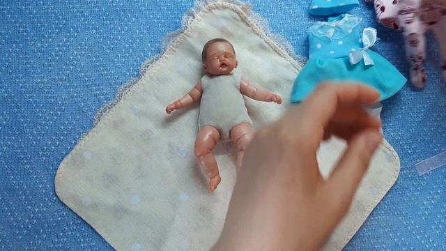 Малышка Дарина нашла любящую семью Обзор на мини реборна Jenny toys смотреть онлайн