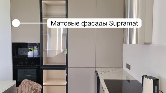 Большая угловая кухня с островом в Минске от Компании Власов Кухни