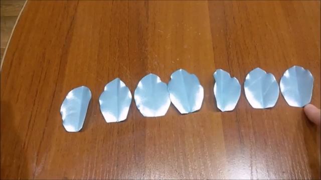 Простой цветок из атласных лент "Лилия"/МК/kanzashi/Simple flower made of satin ribbons "Lily" смотреть онлайн