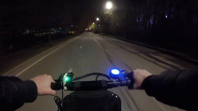 63 Ночные покатушки на электросамокате Speedway Mini 4 смотреть онлайн