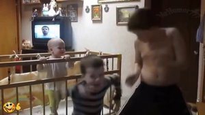Смешные видео с детьми #17.mp4