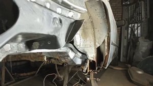 Кузовной ремонт автомобиля. Ремонт лонжеронов Saab 9-5 Aero. Сварочные работы.