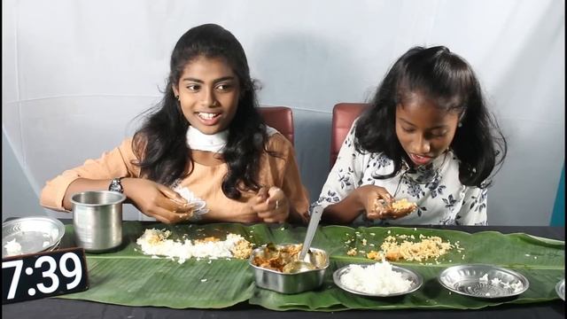 6 PLATE WHITE RICE EATING CHALLEGE | COUNTRY CHICKEN CURRY | Foodie girls go? смотреть онлайн