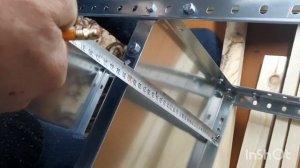 Стеллажи и лампы для выращивания рассады в домашних условиях.