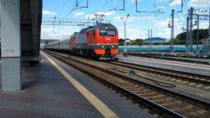 Отправление ЭП2К-426 с поездом №137 Новокузнецк — Нижневартовск