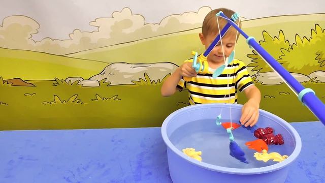 Рыбалка Баттат для детей и Даник - Развлекательное детское видео с игрушками Battat