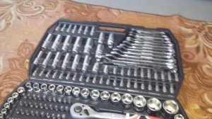 Набор инструмента YATO YT-3884 (216 шт.)