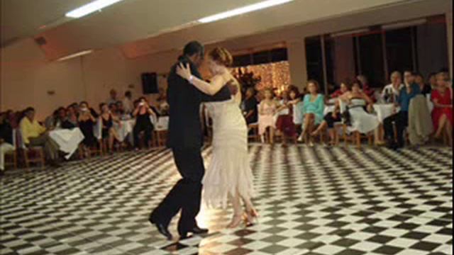 Momentos de Tango - Milonga Real смотреть онлайн