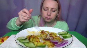 МУКБАНГ ЖАРЕНАЯ КАРТОШКА///ЛУЧОК///MUKBANG MUKBANG FRIED POTATOES///ДОМАШНЯЯ ЕДА///не АСМР///