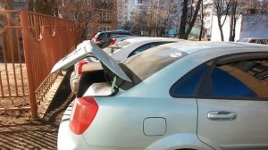 Полное открытие двери багажника Chevrolet Lacetti