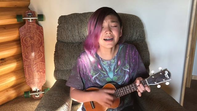 Lotus Cole Performs ''Runaway'' by the Yeah, Yeah, Yeahs on the Ohana SK-50GS смотреть онлайн