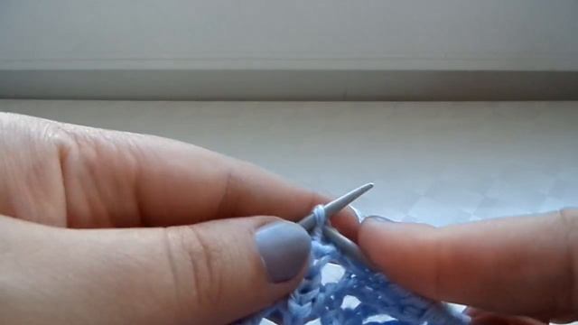 Вяжем красивый ажурный узор спицами. Knitting смотреть онлайн