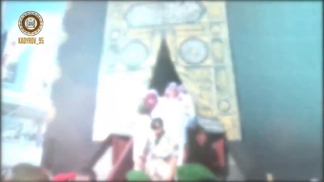 В этот прекрасный солнечный день я хочу поздравить с праздником мою дорогую и любимую МАМУ смотреть онлайн