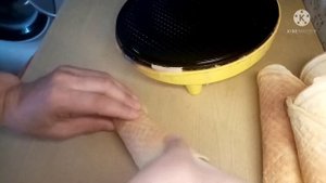 Как приготовить вафельные рожки с кремом