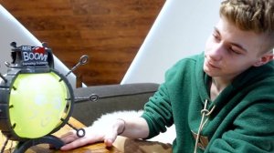 Проигравший купается в ЛЕДЯНОЙ реке...У Тиши высокая температура!!!