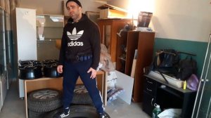 Выпуск №4. Работа с кувалдой 22 кг на увеличение силы удара. Скоростная работа на ноги