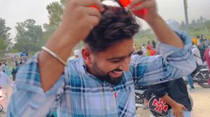 Mele Vich Laale Diyan Etma 😂😂 ( Don’t Skip ⏭  ) by @theakashvlogs7195