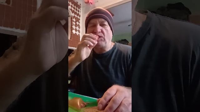 На обзор колбаса полукопченая "филейная" из магазина покупочка смотреть онлайн