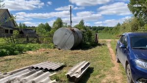 Покупка трактора Т40, ловим поросят по участку , кормим гусят!