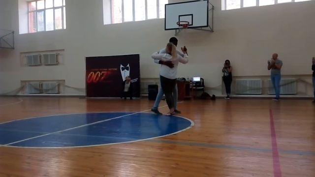 Kizomba by Arnold & Maria смотреть онлайн