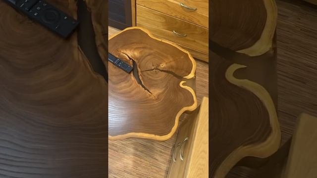 Журнальный столик из спила карагача. #мебель #стол #столешница #слэб