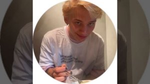 Ужин Некоглая с друзьями перед концертом ??