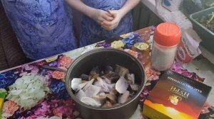 Теперь я знаю самый простой и вкусный рецепт селедки. Селедка, как консерва в масле.