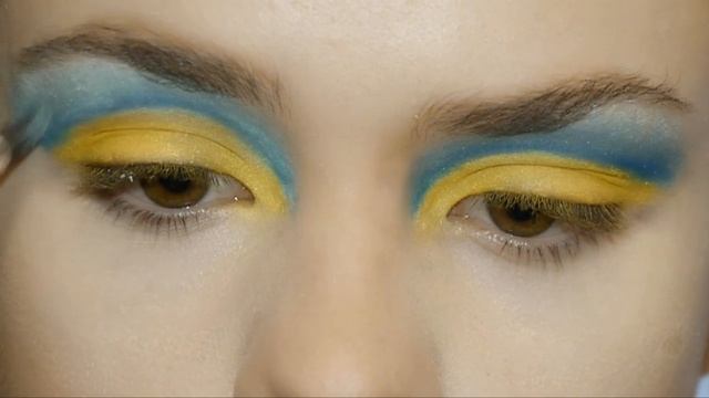 Angels and Demons makeup tutorial part2 / Макияж Ангелы и демоны часть2 смотреть онлайн