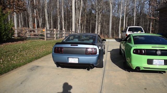 Mustang v6 muffler delete 4.0 vs 3.7 смотреть онлайн