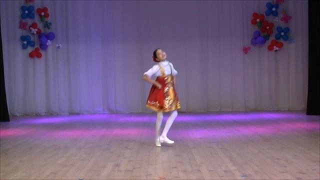 Соло Гайфуллина Карина. Русский танец "Калинка-малинка" смотреть онлайн