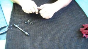 ОСЬ  и втулка СТАРОГО ПЕРЕДНЕГО КОЛЕСА сборка и установка