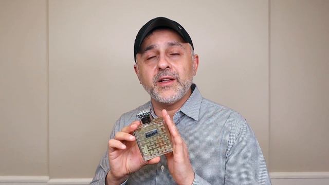 HOUBIGANT FOUGERE ROYALE FRAGRANCE REVIEW | First Fougere Fragrance | USA, EU, UK Bottle Giveaway смотреть онлайн