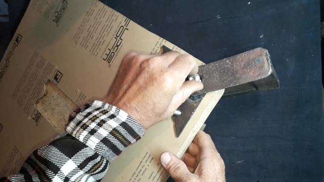 Станок  из электролобзика для мастерской своими руками